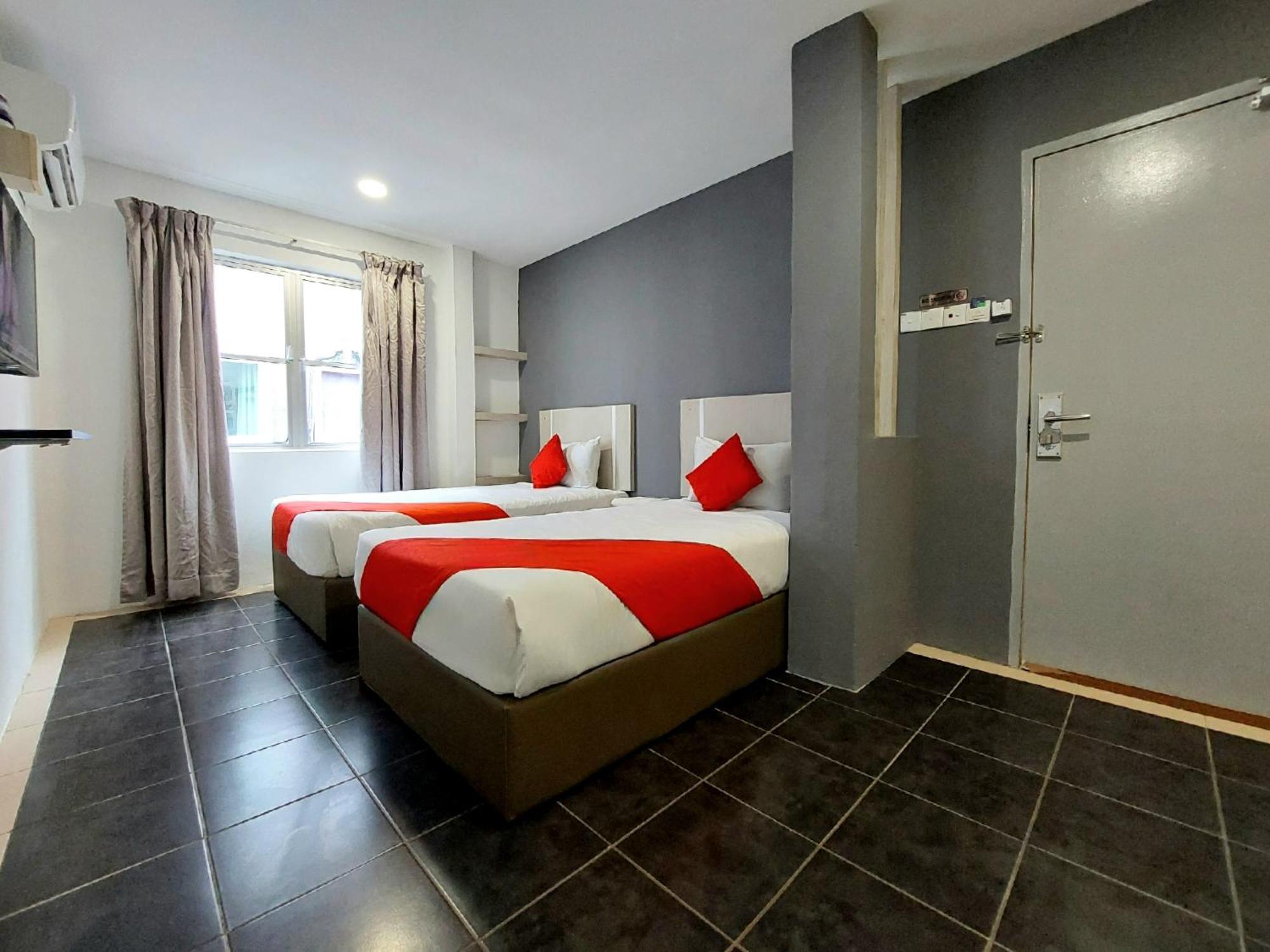 Good2Stay Budget Hotel L Lift L Coway Water L Wifi6 L Laundromat Malacca ภายนอก รูปภาพ