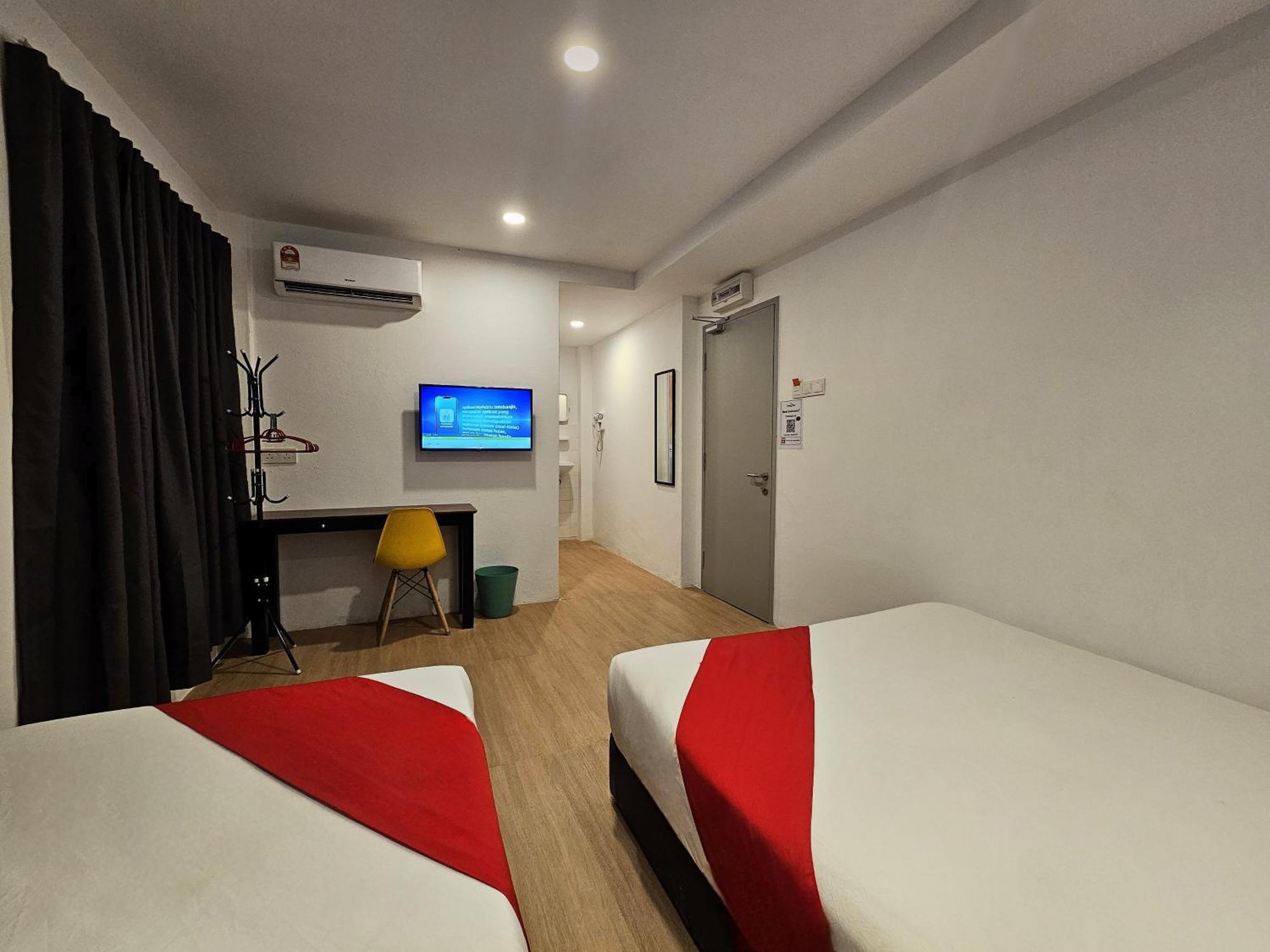 Good2Stay Budget Hotel L Lift L Coway Water L Wifi6 L Laundromat Malacca ห้อง รูปภาพ